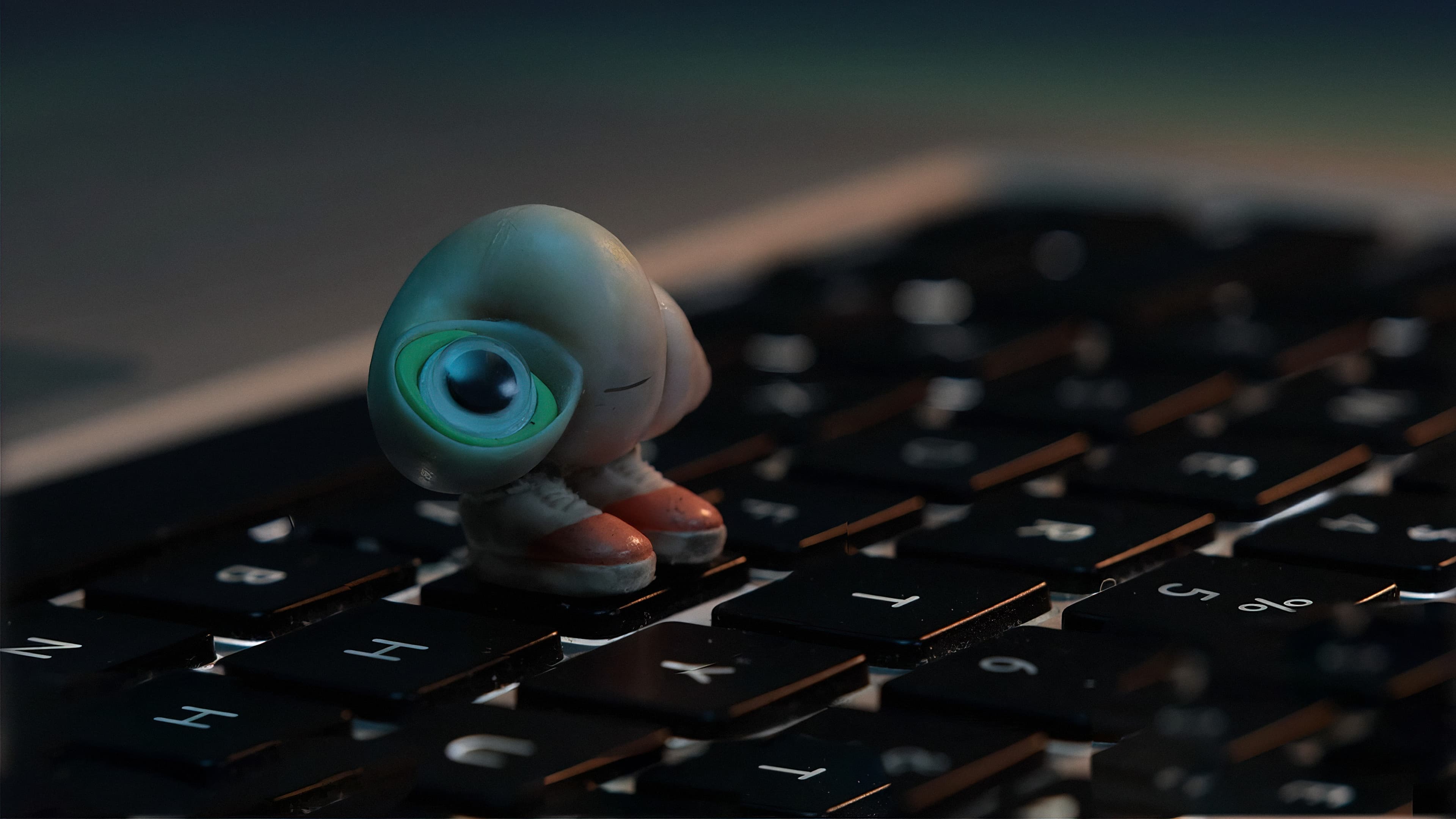 مارسل صدف کفش به پا Marcel the Shell with Shoes On 2022